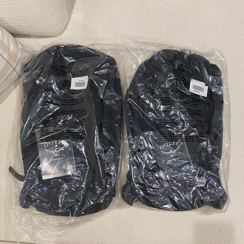 (2 packs) NWT, Osprey Daylite Cinch, Black, 15L
